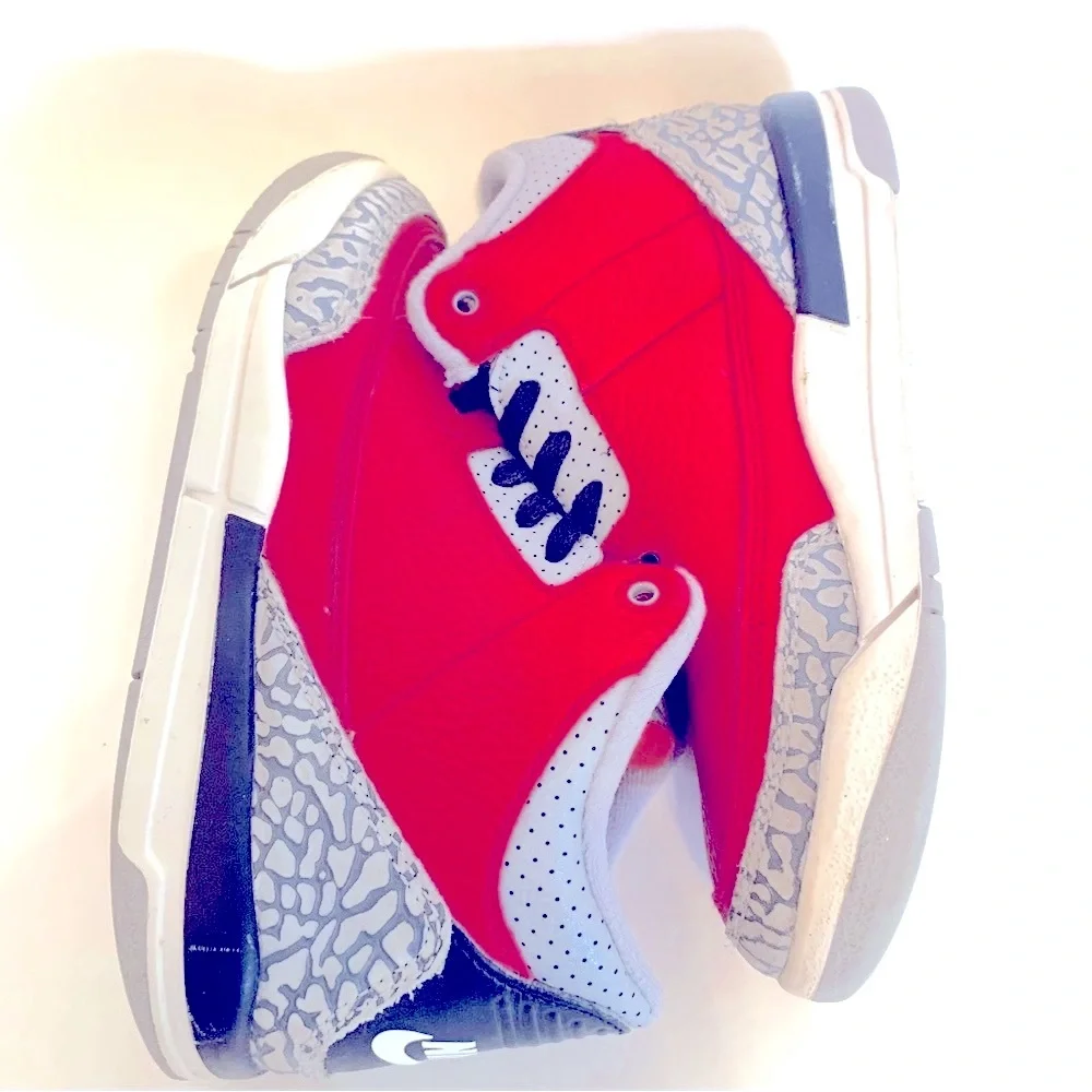 Jordan 3 Retro Fire Red